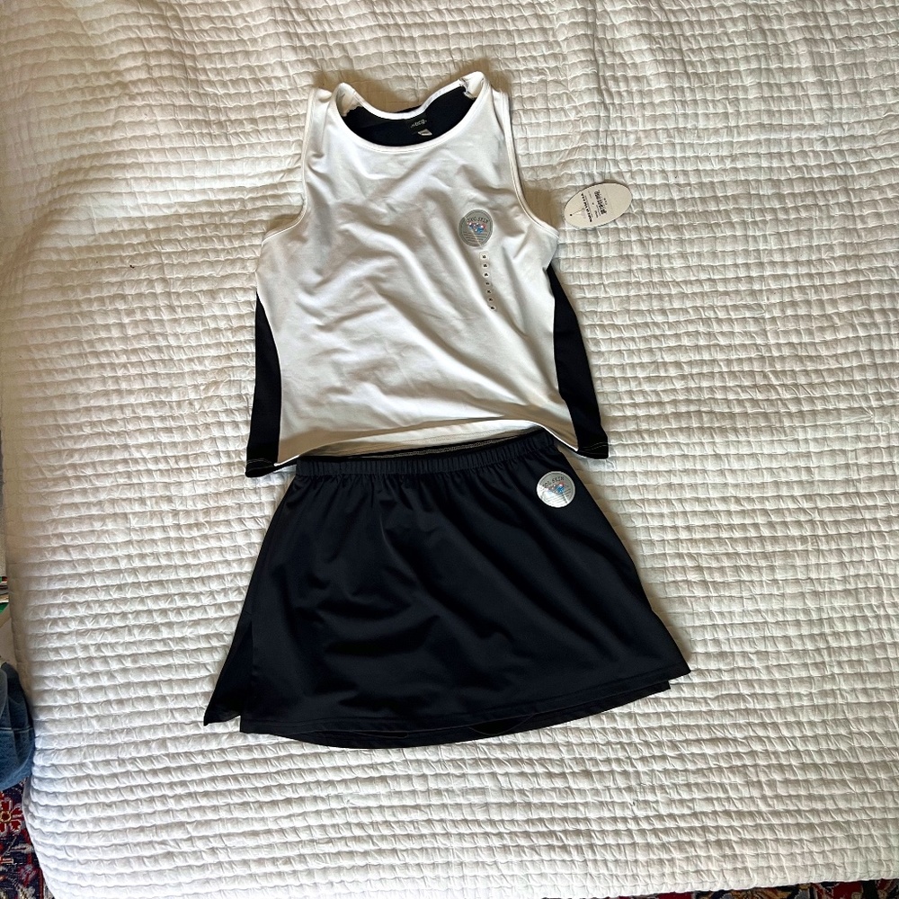BCG Women's Athletic Scort & Sleeveless Scoop Neck Top / Size XL